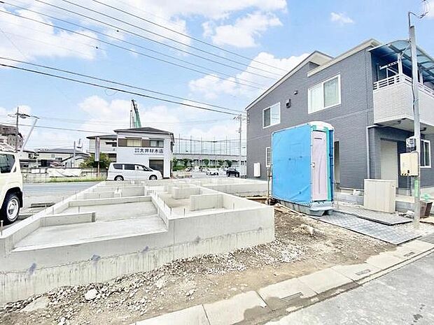 基礎から完成済みの住まいまで、各工程をご確認いただけます。 