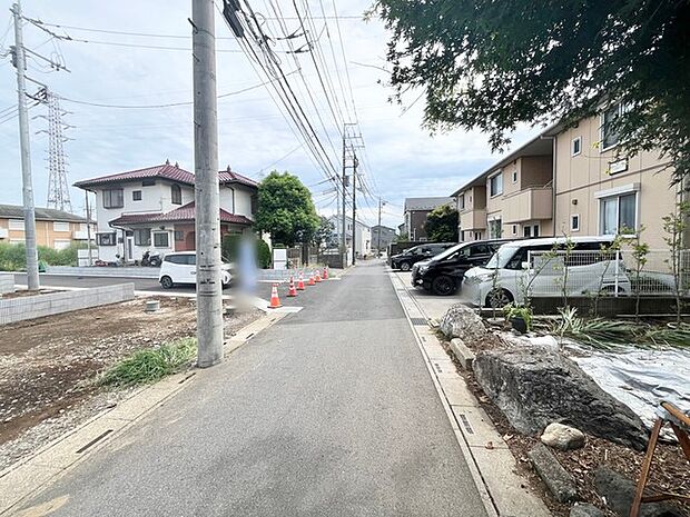前面道路含む現地写真 