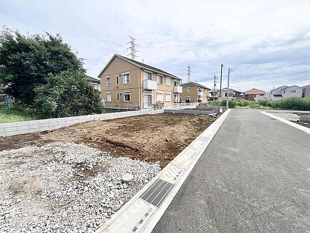 前面道路含む現地写真 