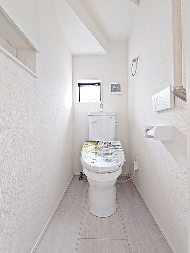 清潔好きには欠かせないウォシュレット機能付き。 
