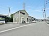 外観：前面道路含む現地写真 