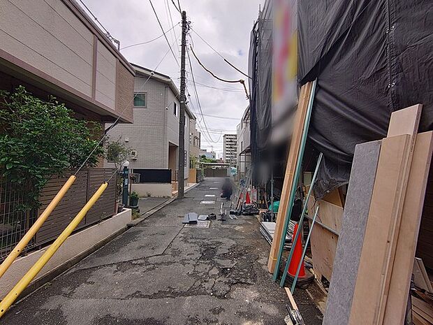 前面道路含む現地写真 