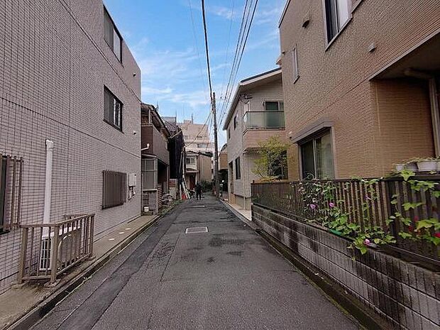 前面道路含む現地写真