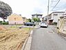 外観：前面道路含む現地写真 