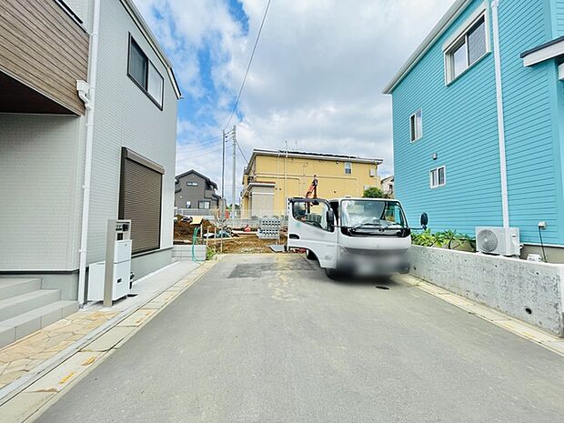前面道路含む現地写真 
