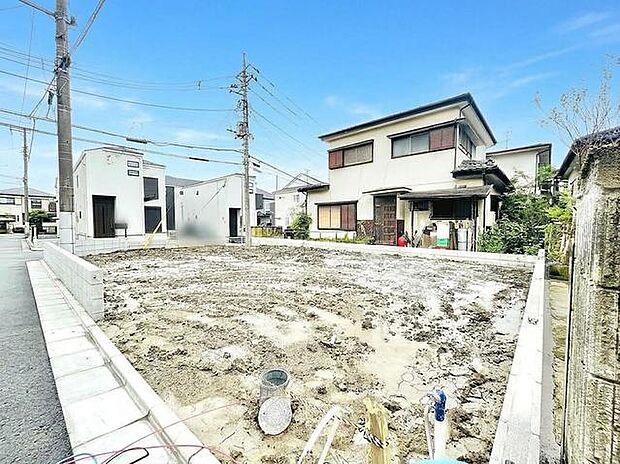 基礎から完成済みの住まいまで、各工程をご確認いただけます。