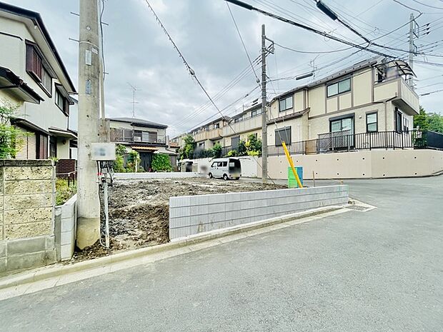 前面道路含む現地写真