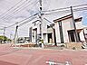 外観：前面道路含む現地写真 