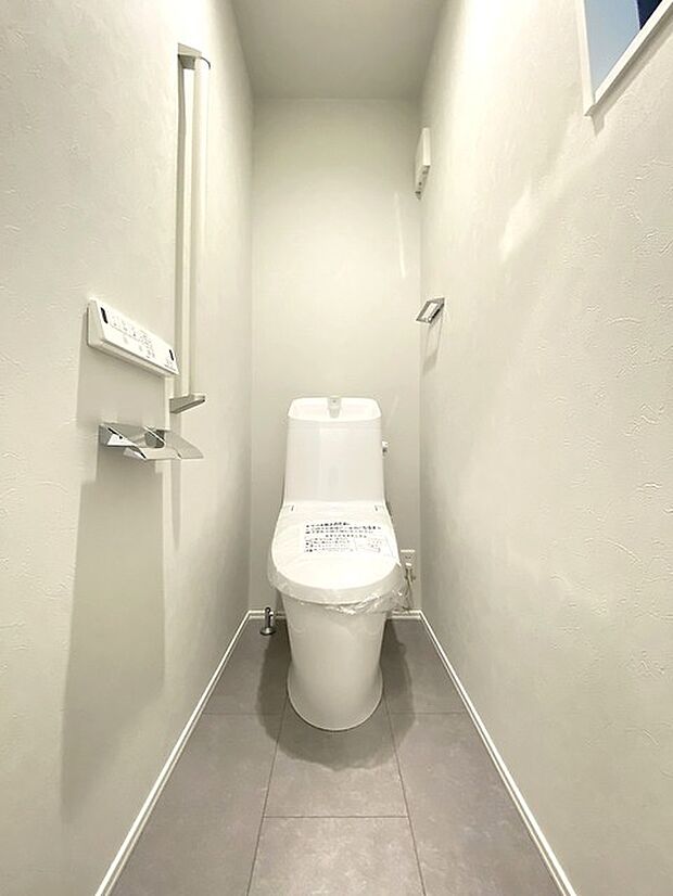 清潔好きには欠かせないウォシュレット機能付き。 