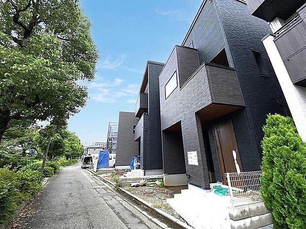 前面道路含む現地写真 