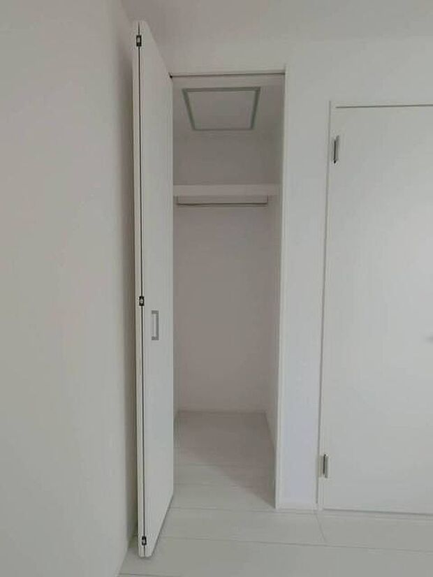 部屋ごとに設けた収納は、住みやすさへのこだわり。 