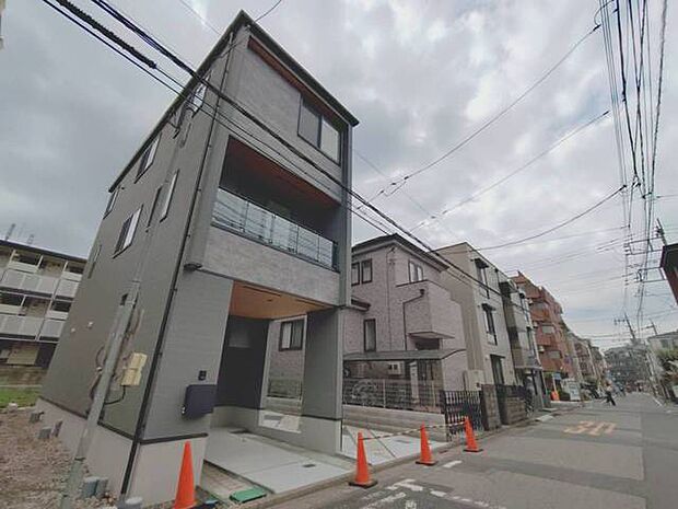 前面道路含む現地写真 