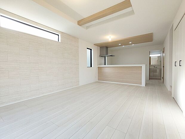 天井の立体感や随所のこだわりが心地よい奥行きを感じさせるデザインです
