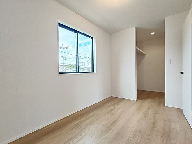 この部屋だれの部屋にしようかな、なんて会話を現地で楽しんでください。