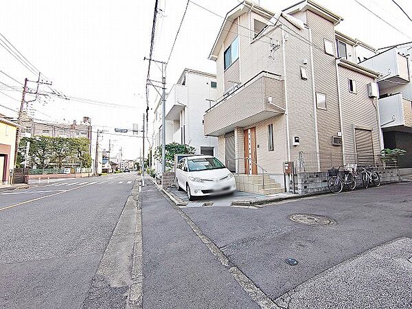 前面道路含む現地写真