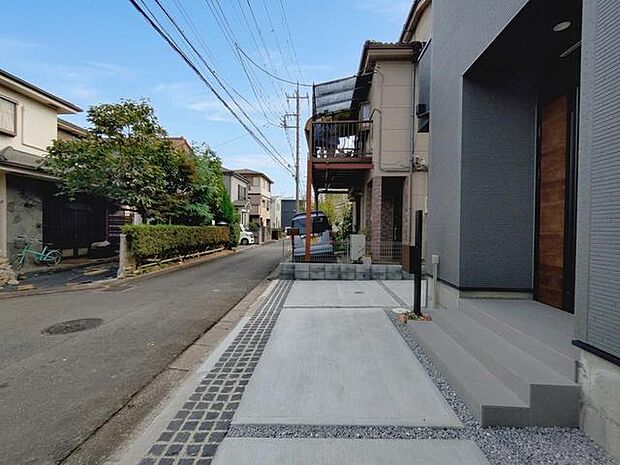 前面道路含む現地写真