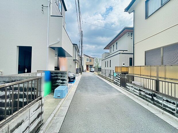 前面道路含む現地写真