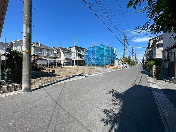 前面道路含む現地写真 