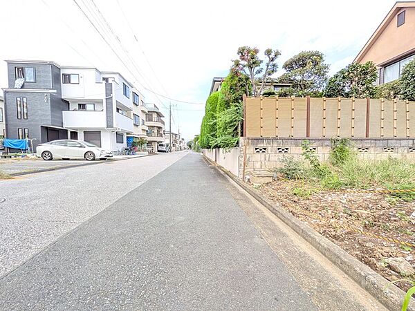 前面道路含む現地写真