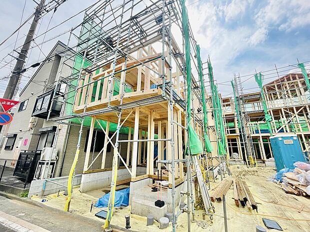 今なら建築中の住まいをご覧いただけます。構造体の質問もお気軽に。