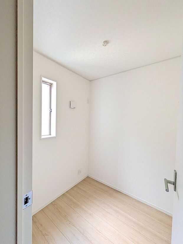 ウォークインクロゼットのある住まいで収納上手な生活。