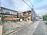 外観：前面道路含む現地写真 