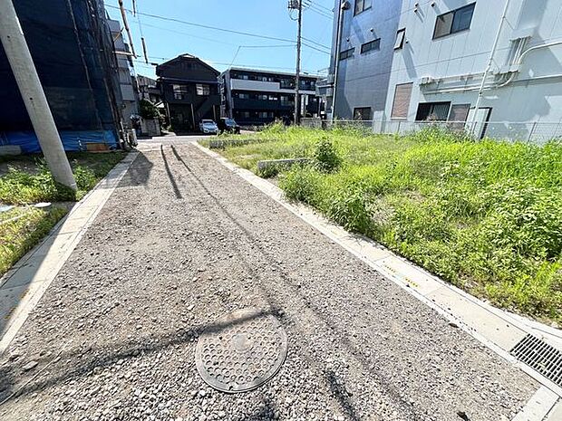 前面道路含む現地写真