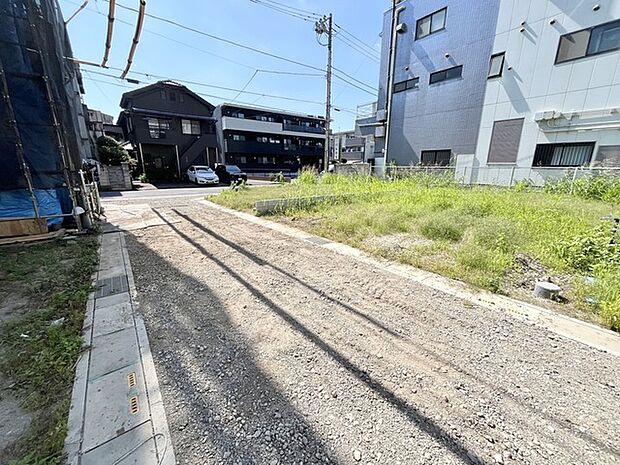 前面道路含む現地写真