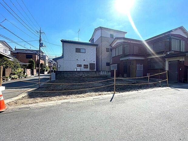前面道路含む現地土地写真