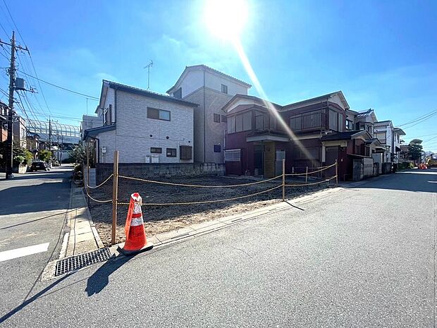 前面道路含む現地土地写真