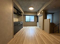 東急大井町線 上野毛駅 徒歩3分の賃貸マンション 1階2LDKのリビング/ダイニング