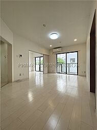 東急田園都市線 用賀駅 徒歩3分の賃貸マンション 3階2LDKのリビング/ダイニング