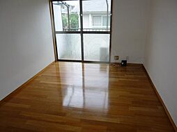 エミネントハイツ 2階ワンルームのリビング/ダイニング