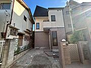 高井戸駅より徒歩8分 築25年10ヶ月 3階建の賃貸物件