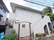 三鷹駅よりバス6分 徒歩2分 2階 築28年7ヶ月の賃貸物件