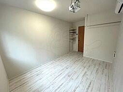 シアターハウス三園 2階1Kのリビング/ダイニング