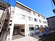 武蔵関駅より徒歩11分 築11年2ヶ月 3階建の賃貸物件