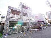三鷹駅より徒歩9分 築27年5ヶ月 4階建の賃貸物件