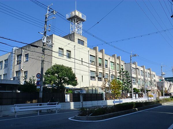 画像18:【小学校】大阪市立三津屋小学校まで135ｍ