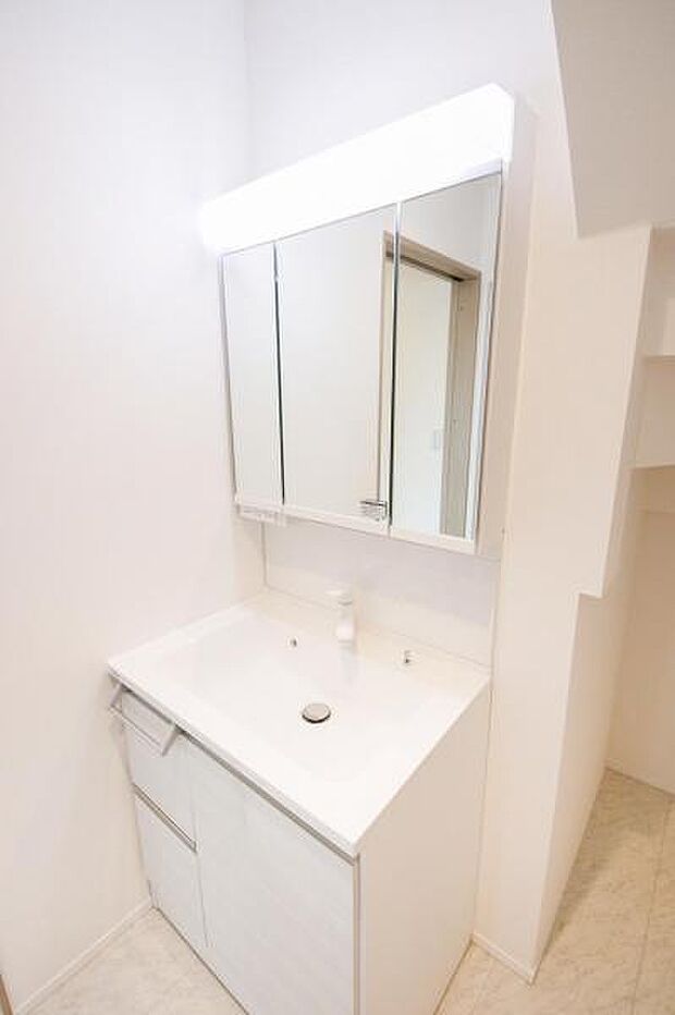 洗面・シャンプードレッサー。