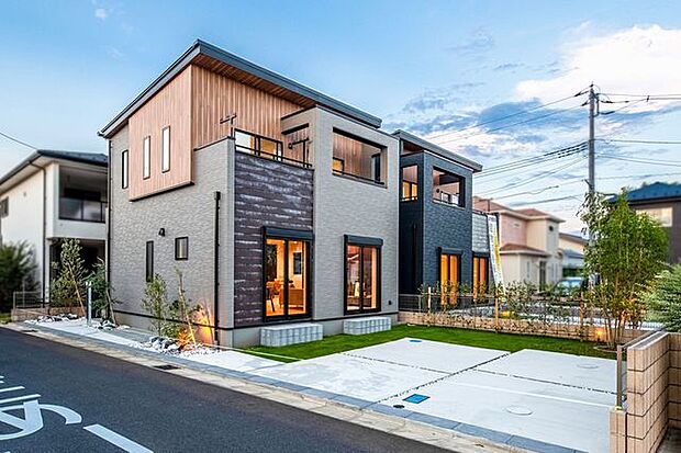 <外観・住協建設施工例>駐車スペース2台以上欲しい、庭が欲しい、ウッドデッキが欲しい等々、ご希望をお聞かせください♪