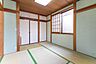 室内：和室5.7帖／収納が複数あるので、荷物が多い方でも安心です。