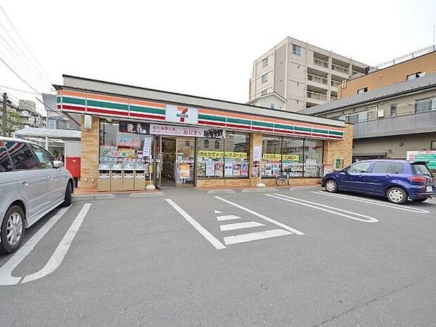 セブン-イレブン 所沢緑町4丁目店 615m
