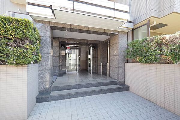 エントランス(外)