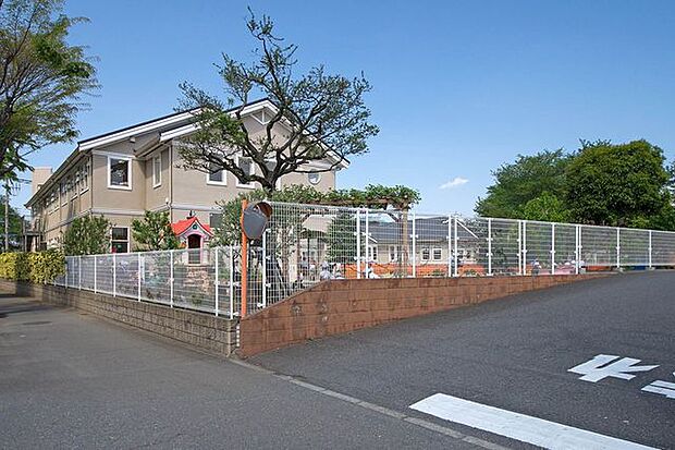 所沢第二文化幼稚園 徒歩3分。 180m
