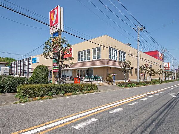 ヤオコー東所沢店 徒歩13分。 990m