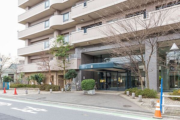 当日のご案内も可能です。現地ご見学・詳細が知りたい・資料請求など、何でもお気軽にお問い合わせください。
