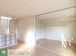 東武野田線 逆井駅 徒歩37分の賃貸アパート 1階1LDKのリビング/ダイニング