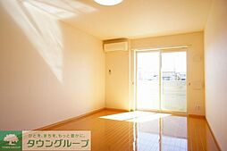 JR武蔵野線 三郷駅 バス10分 ピアラシティ下車 徒歩6分の賃貸アパート 1階1Kのリビング/ダイニング