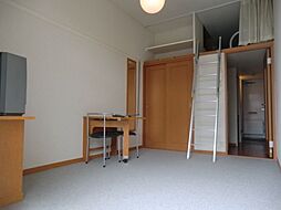 レオパレスブルファーニ 104 1階1Kのリビング/ダイニング